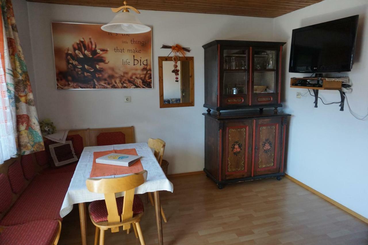 Haus Waldblick Lägenhet Weissensee Exteriör bild