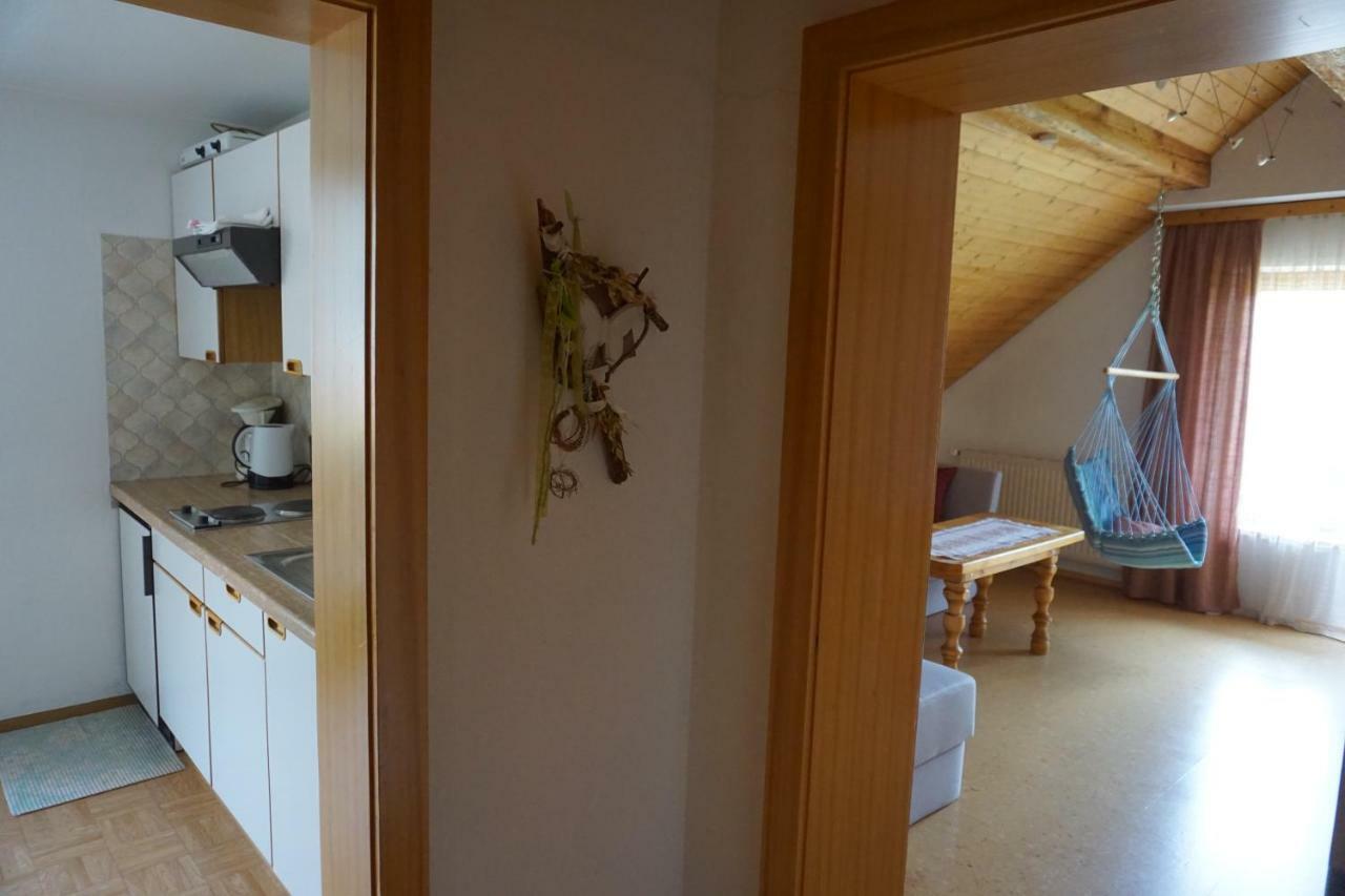 Haus Waldblick Lägenhet Weissensee Exteriör bild